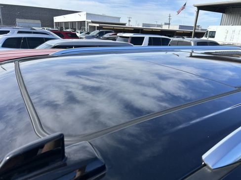 Used 2023 GMC Yukon XL Denali Ultimate w/ LPO, Floor Liner Package AWD/4WD image 12