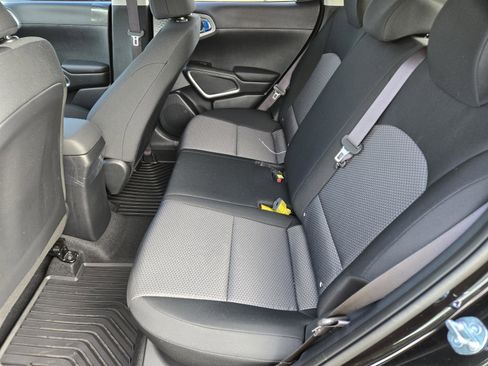 New 2025 Kia Soul LX image 17