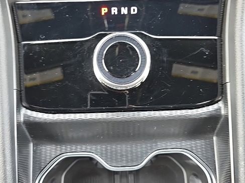 Certified 2025 Jeep Grand Cherokee Laredo X image 31