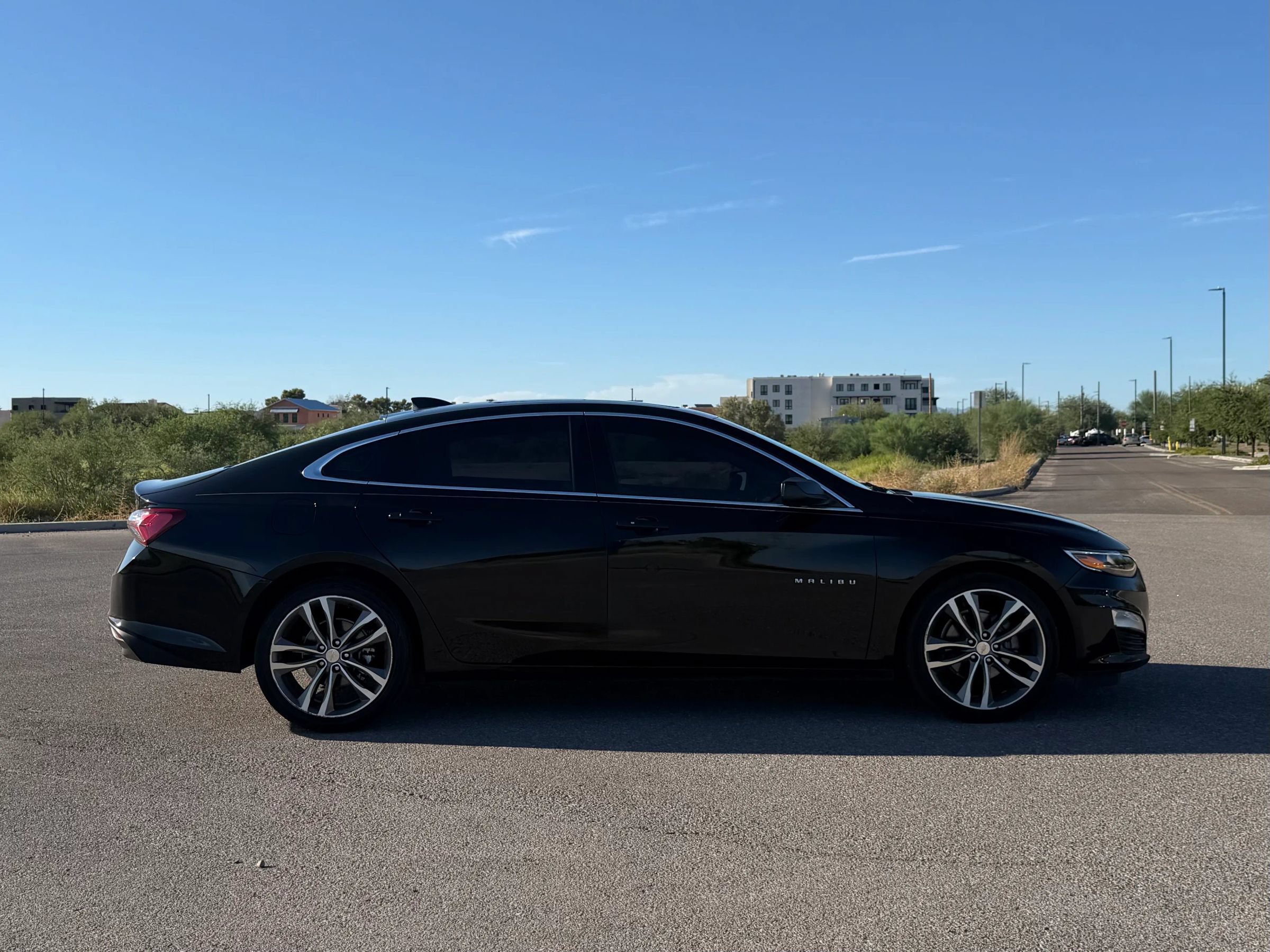 Used 2022 Chevrolet Malibu LT FWD image 6
