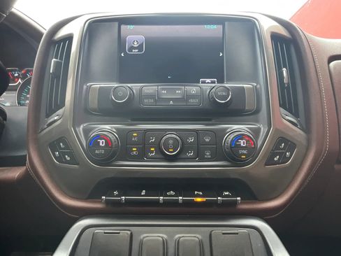 Used 2017 Chevrolet Silverado 1500 High Country AWD/4WD image 33