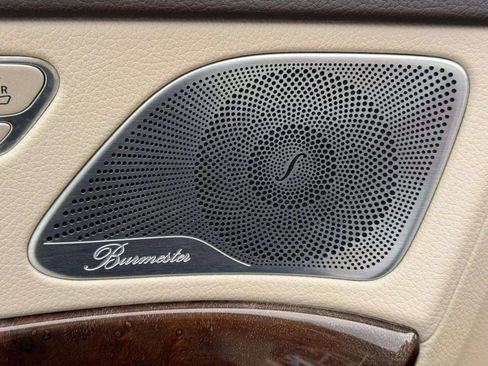 Used 2019 Mercedes-Benz S 560 4MATIC Sedan image 32