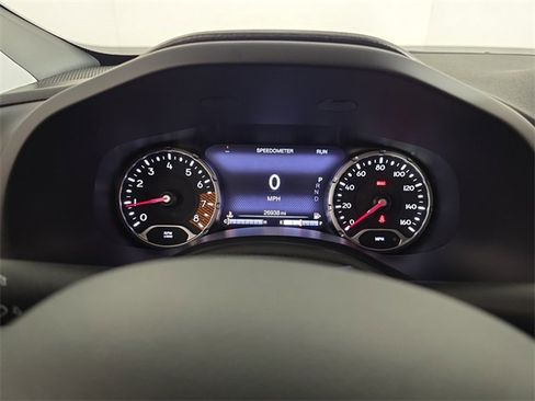 Used 2022 Jeep Renegade Trailhawk w/ Trailer Tow Group image 11