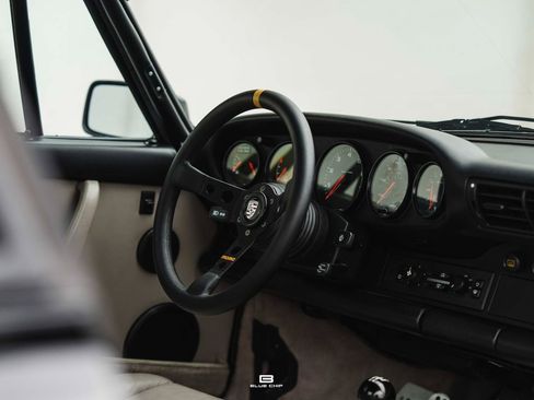Used 1989 Porsche 911 Carrera 4 AWD/4WD image 23