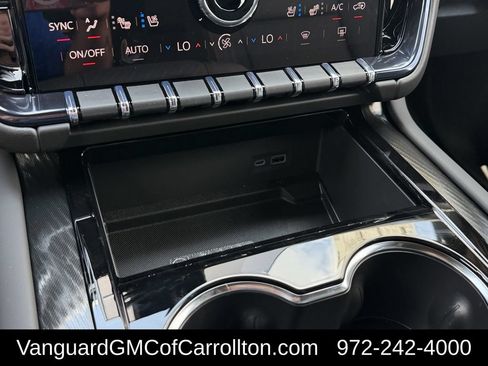 New 2026 GMC Yukon AT4 w/ AT4 Premium Plus Package AWD/4WD image 18