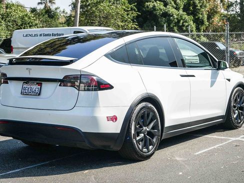 Used 2023 Tesla Model X AWD/4WD image 6