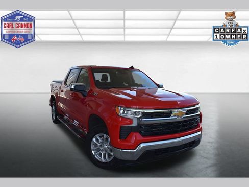 Used 2022 Chevrolet Silverado 1500 LT AWD/4WD image 1