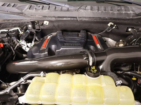 Used 2020 Ford F150 Raptor w/ Equipment Group 802A Luxury image 22