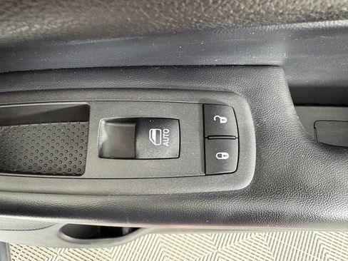 Used 2021 Jeep Grand Cherokee Limited w/ Trailer Tow Group IV RWD image 36