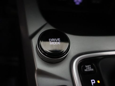 Used 2023 Kia Seltos LX image 44