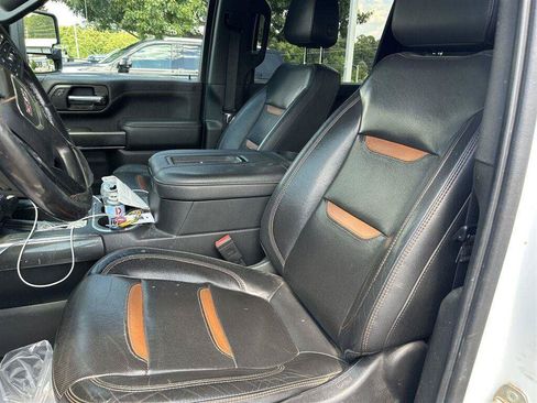Used 2020 GMC Sierra 2500 AT4 w/ AT4 Premium Package AWD/4WD image 5