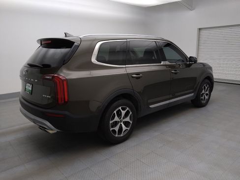 Used 2021 Kia Telluride EX image 10
