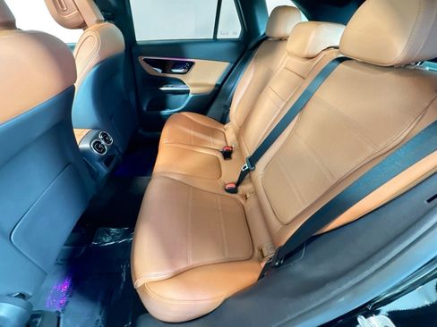 Used 2026 Mercedes-Benz GLC 300 4MATIC image 22