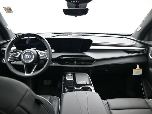 New 2026 Buick Enclave Avenir w/ Super Cruise Package image 9