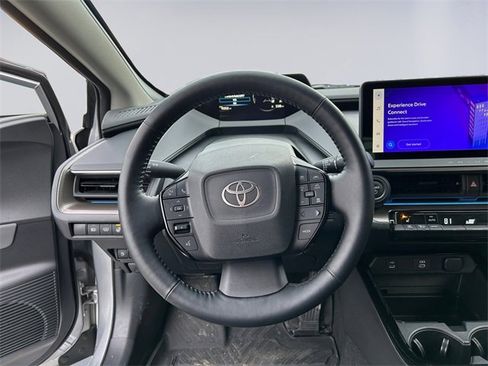 Used 2024 Toyota Prius XLE image 12