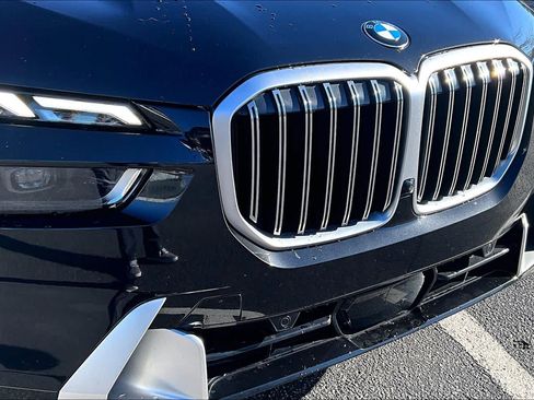 Used 2024 BMW X7 xDrive40i image 60