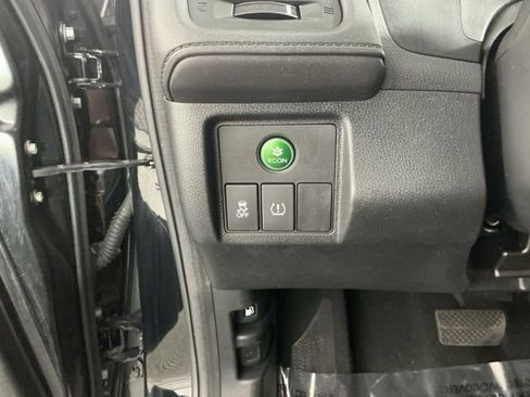 Used 2019 Honda HR-V LX image 26