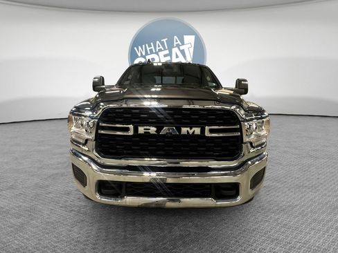 Used 2024 RAM 3500 Tradesman w/ Towing Technology Group AWD/4WD image 10