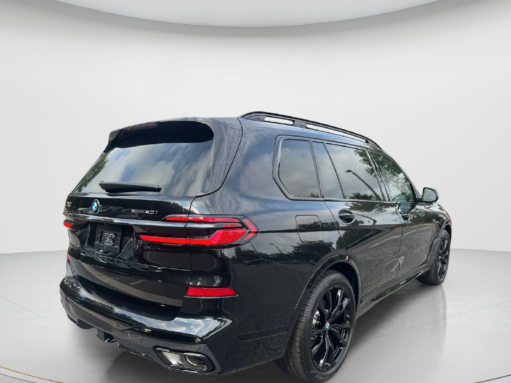 New 2027 BMW X7 xDrive40i w/ M Sport Package AWD/4WD image 5