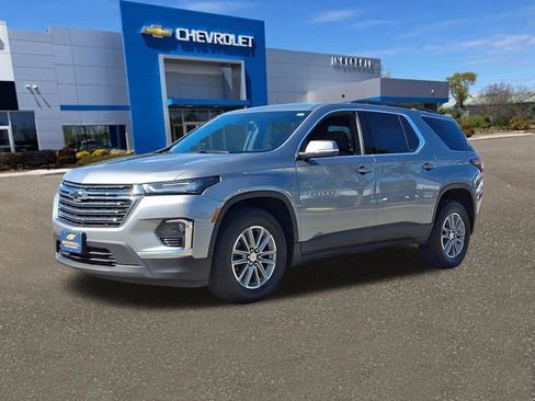 Used 2023 Chevrolet Traverse LT w/ LPO, Floor Liner Package AWD/4WD image 33