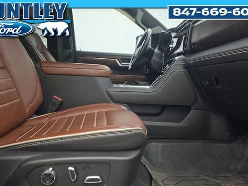 Used 2024 GMC Sierra 2500 Denali Ultimate image 7