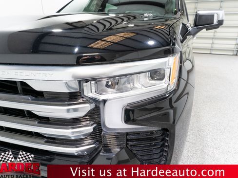 Used 2024 Chevrolet Silverado 1500 High Country w/ High Country Premium Package image 8