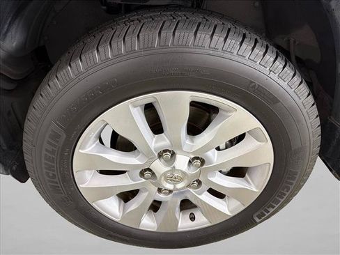 Used 2016 Toyota Sequoia Platinum RWD image 13