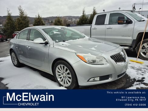 Used 2012 Buick Regal Leather image 1