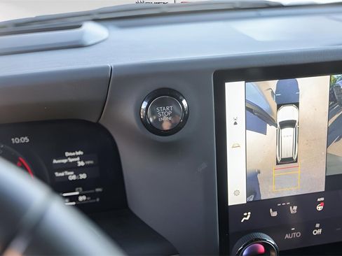 Used 2024 Lexus GX 550 image 21