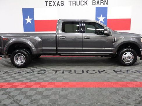 Used 2020 Ford F350 Lariat w/ Lariat Ultimate Package AWD/4WD image 19
