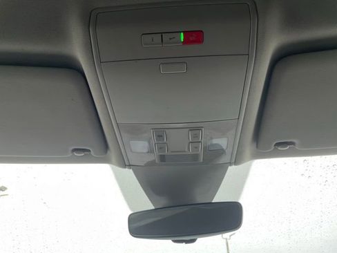 Used 2019 Volkswagen Atlas SE AWD/4WD image 23