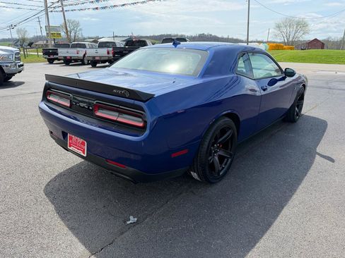 Used 2020 Dodge Challenger SRT Hellcat image 4