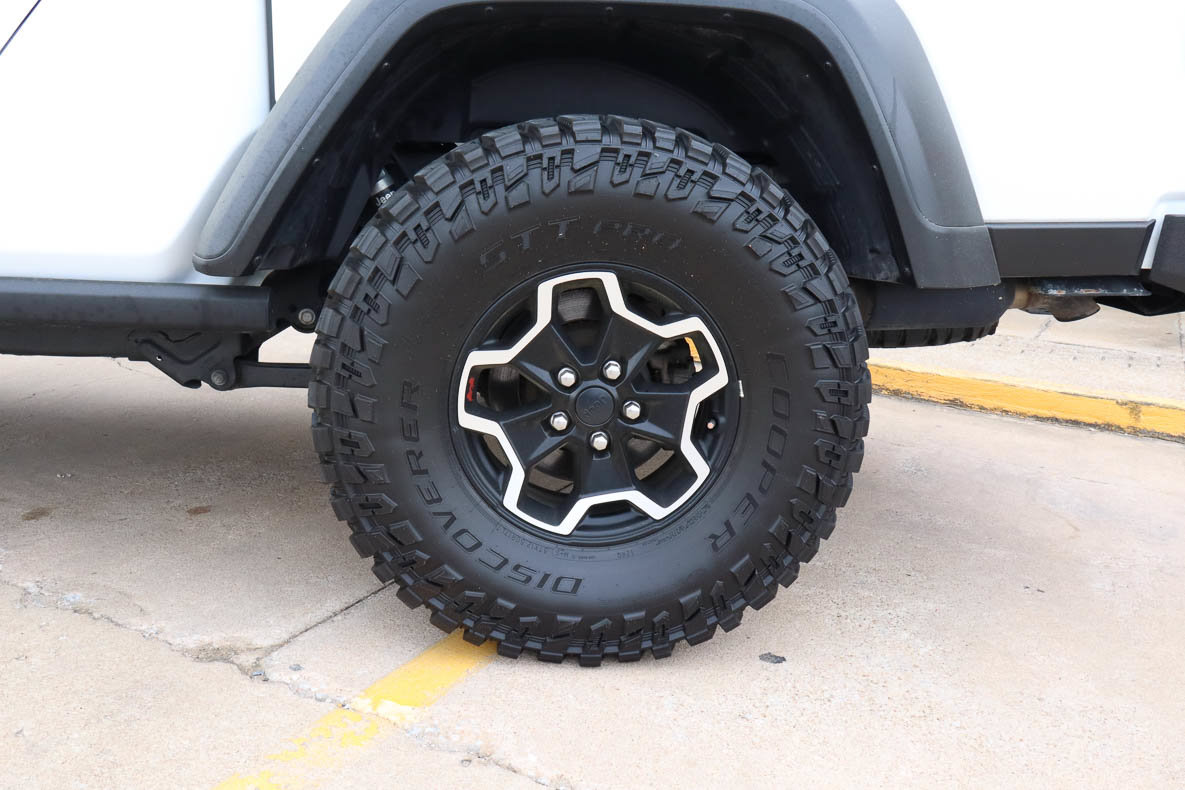Used 2020 Jeep Gladiator Rubicon AWD/4WD image 17
