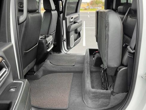 Used 2024 Chevrolet Silverado 2500 High Country image 18