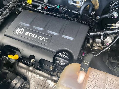Used 2020 Buick Encore Preferred AWD/4WD image 33
