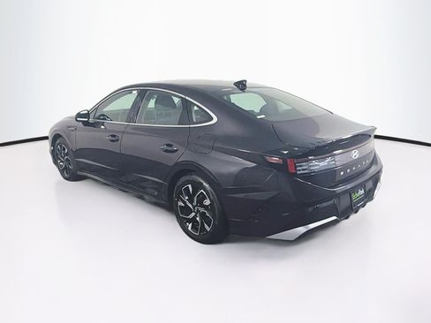 Used 2025 Hyundai Sonata SEL FWD image 5