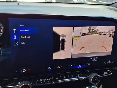 Used 2025 Chevrolet Blazer EV LT FWD image 22