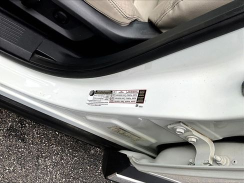 Used 2021 Nissan Rogue SL w/ Premium Package AWD/4WD image 19