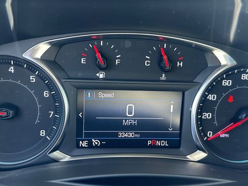 Used 2024 Chevrolet Equinox LT FWD image 14