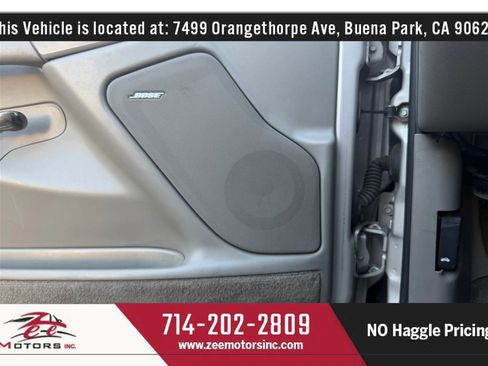 Used 2004 GMC Yukon Denali image 22