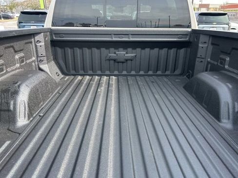 Certified 2026 Chevrolet Silverado 1500 ZR2 w/ Dark Appearance Package image 31