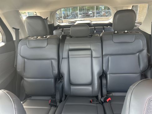New 2025 Ford Explorer Active w/ Active Comfort Package image 15