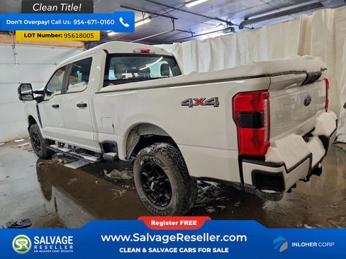 Used 2023 Ford F250 XL w/ STX Appearance Package image 3
