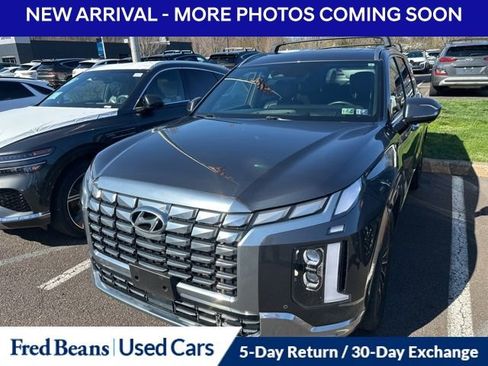 Used 2024 Hyundai Palisade Calligraphy image 1