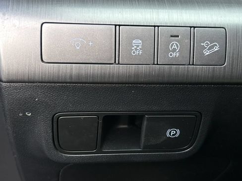 Used 2024 Hyundai Kona SE AWD/4WD image 23