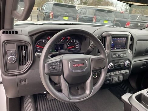 Used 2024 GMC Sierra 1500 Pro w/ Pro Value Package image 17