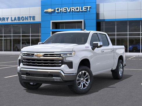 New 2026 Chevrolet Silverado 1500 LTZ w/ LTZ Premium Package AWD/4WD image 8
