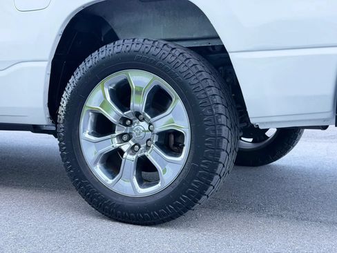 Used 2020 RAM 1500 Big Horn RWD image 10