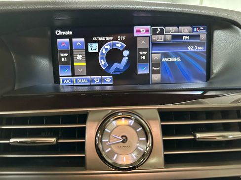 Used 2014 Lexus LS 460 AWD w/ Comfort Package image 22