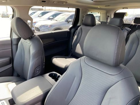 New 2026 Kia Carnival SX Prestige image 23